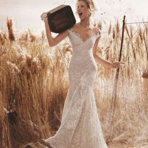 Olvi's Lace Wedding Dress Size 0/2 UK 6